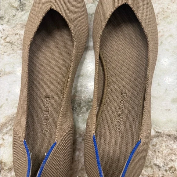 Rothy's Tan Flats with Blue Highlights - Picture 2 of 6